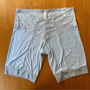 Undersummers Pale Blue Shortlette